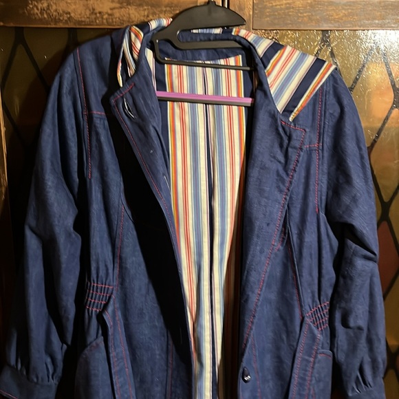 Vintage 1980’s denim cinched waist long jacket with functional pockets/tie-waist - Picture 2 of 13